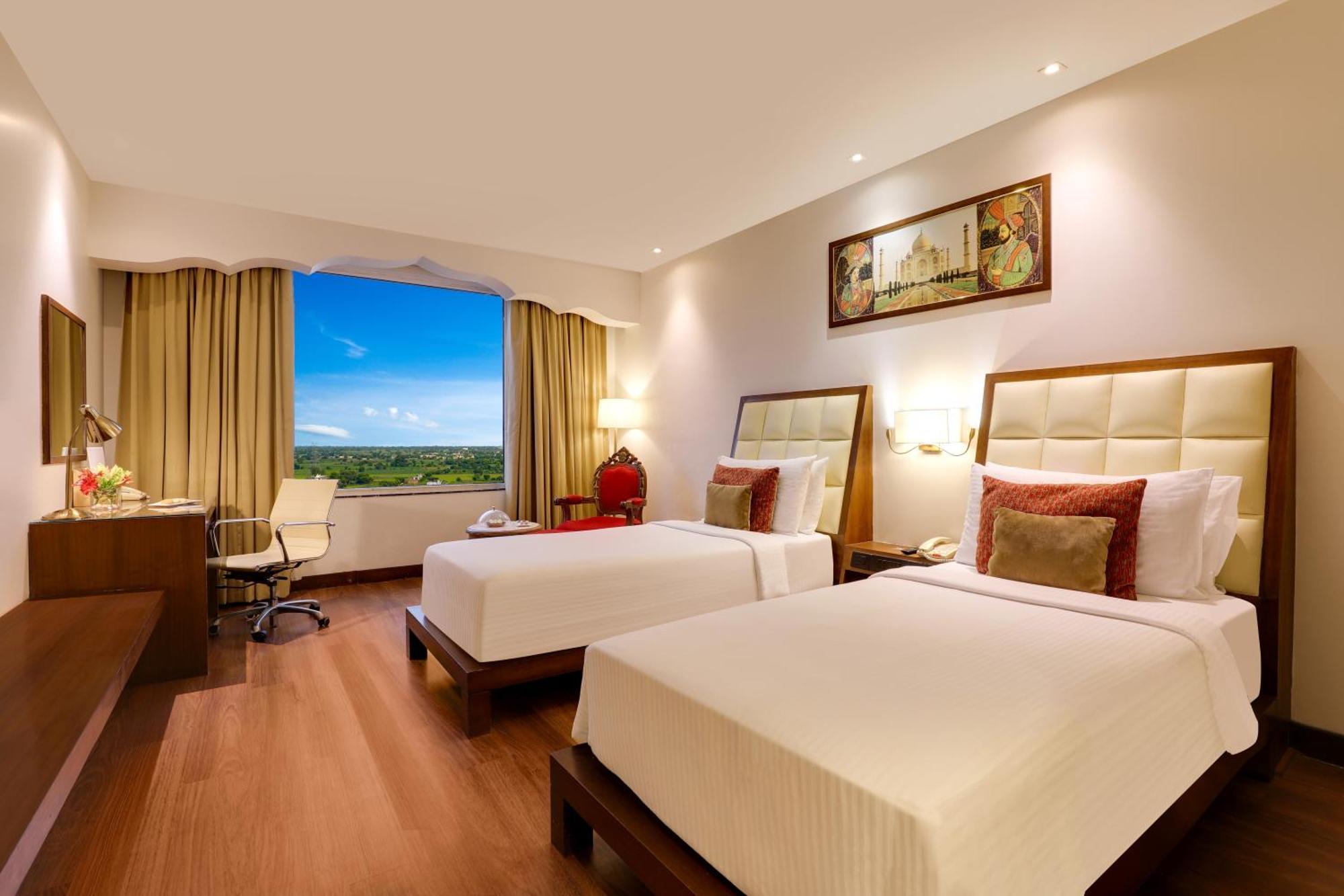 Saura Hotel, Agra - A Club Mahindra Associate Экстерьер фото