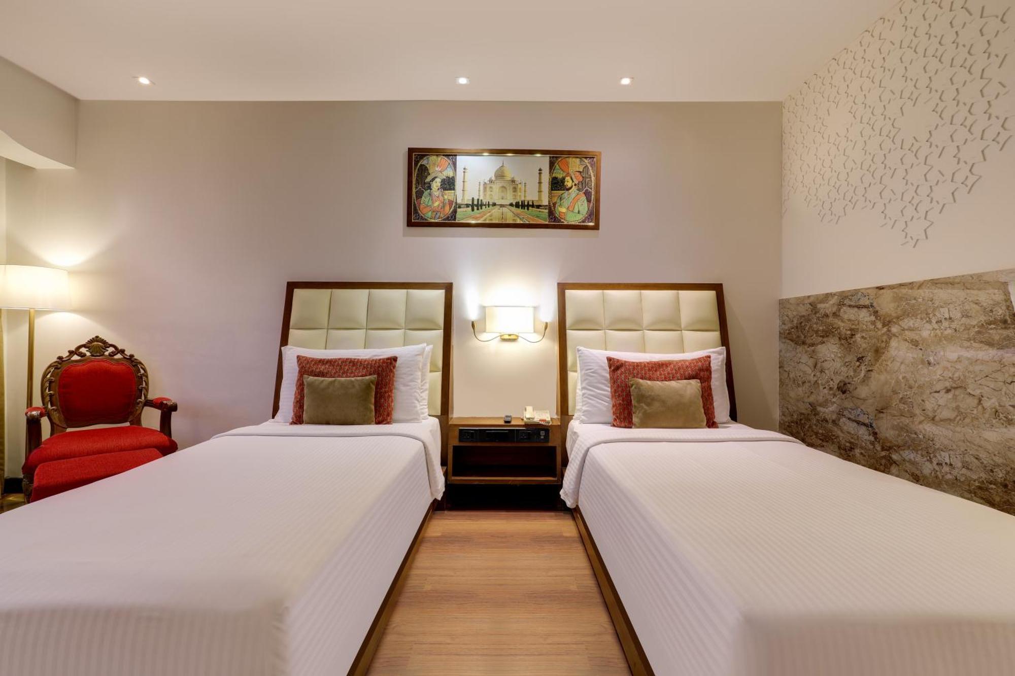 Saura Hotel, Agra - A Club Mahindra Associate Экстерьер фото