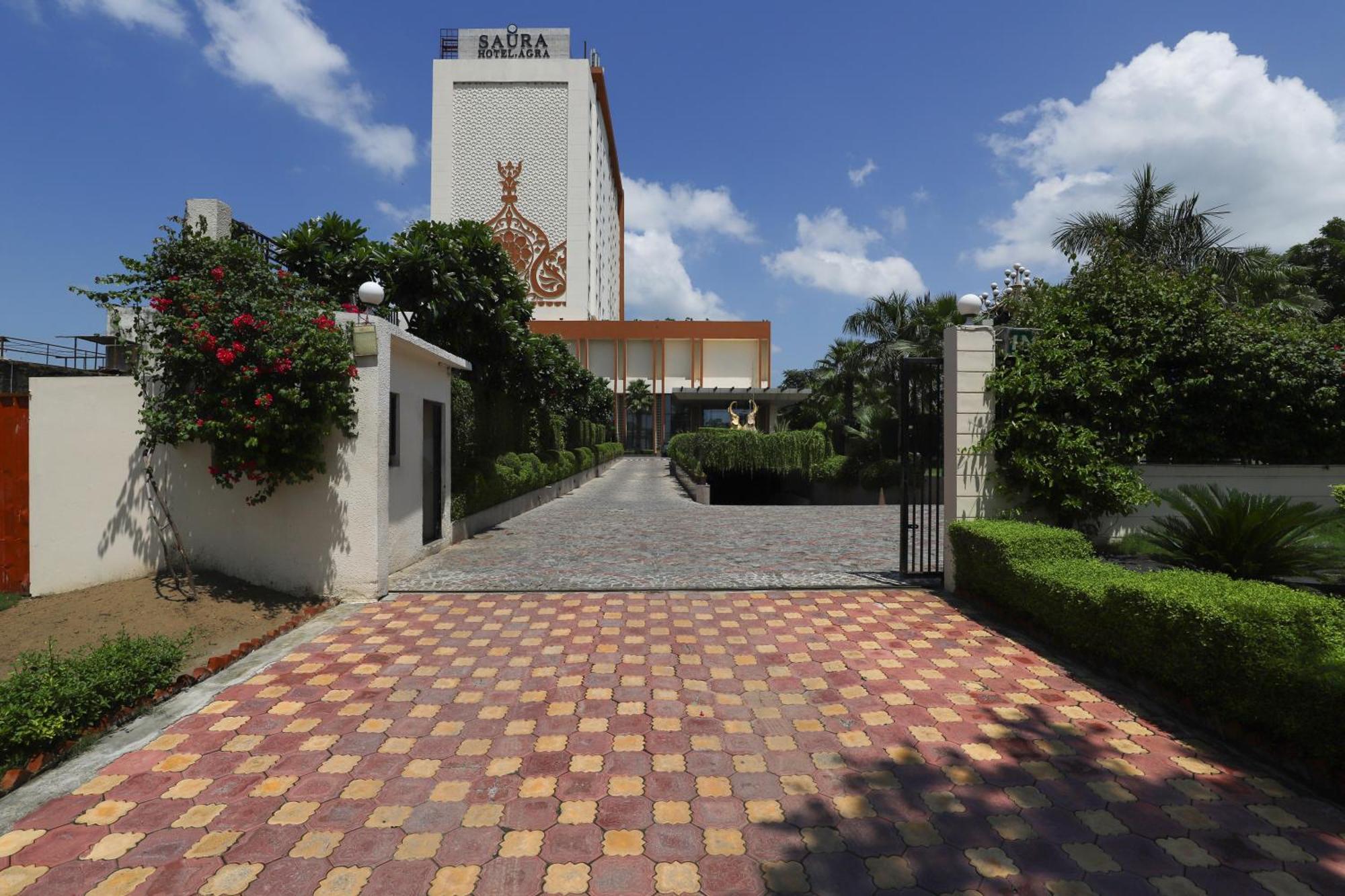 Saura Hotel, Agra - A Club Mahindra Associate Экстерьер фото