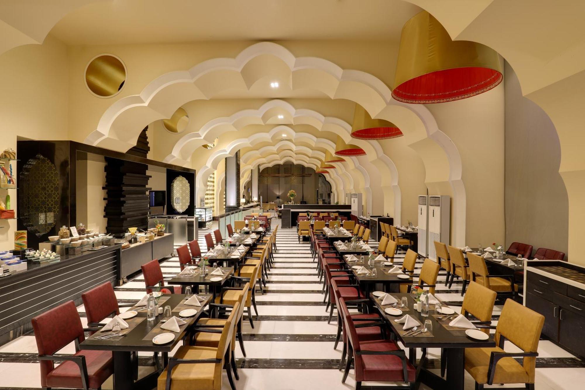 Saura Hotel, Agra - A Club Mahindra Associate Экстерьер фото