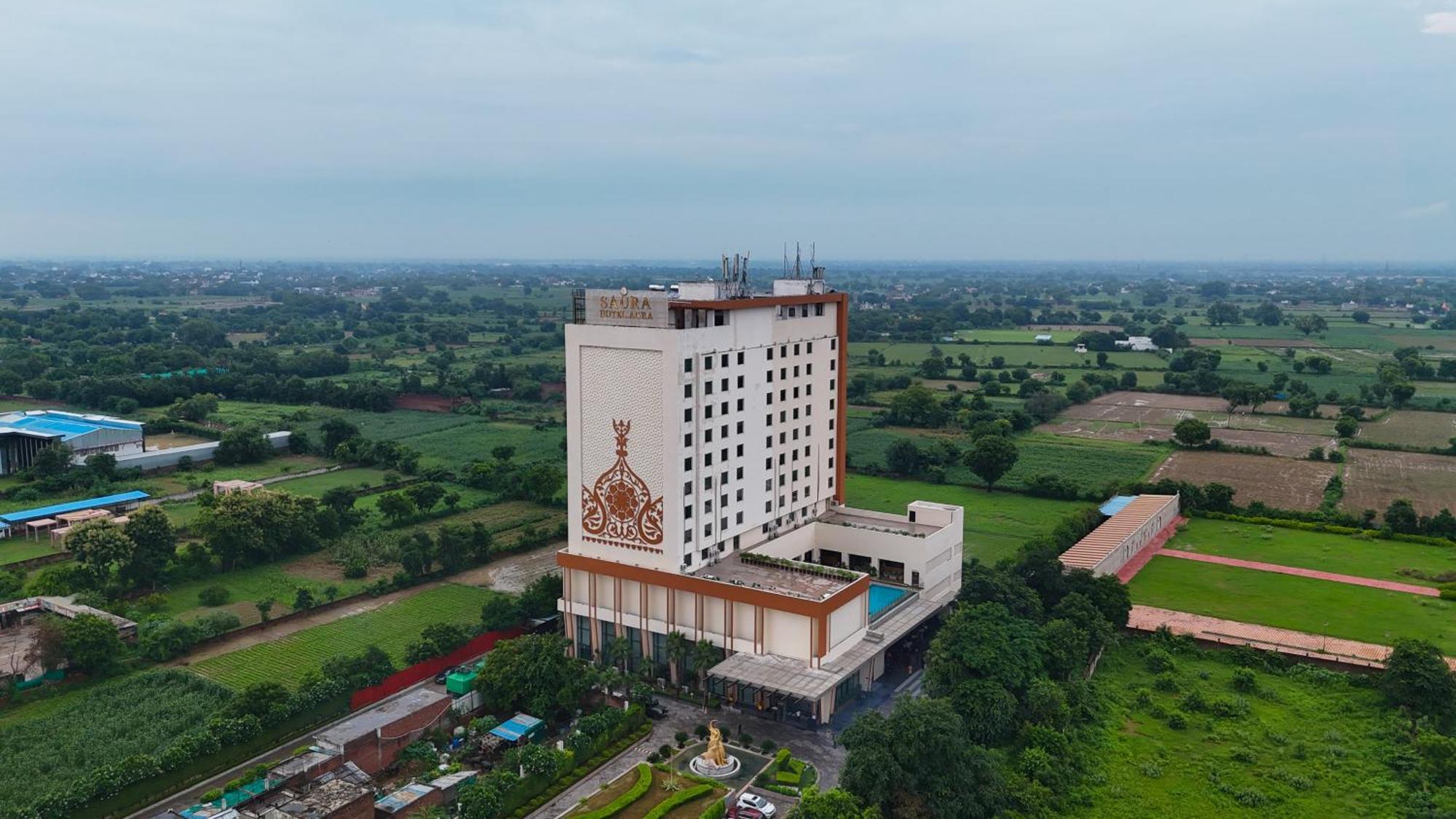 Saura Hotel, Agra - A Club Mahindra Associate Экстерьер фото