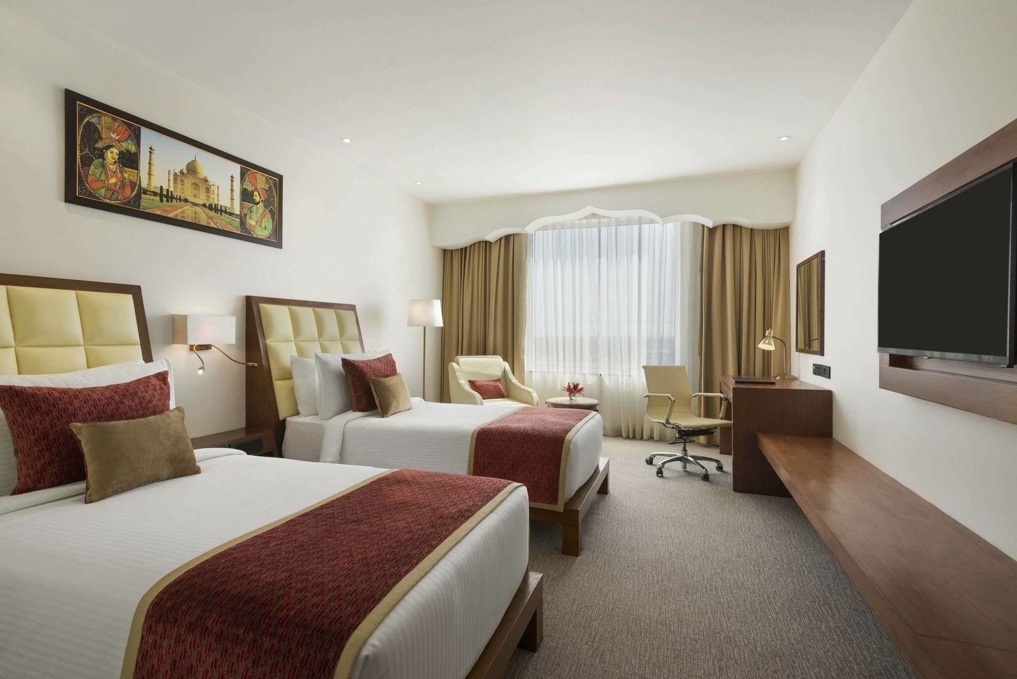 Saura Hotel, Agra - A Club Mahindra Associate Экстерьер фото